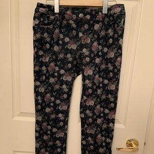 Boom Boom Jeans with flower print